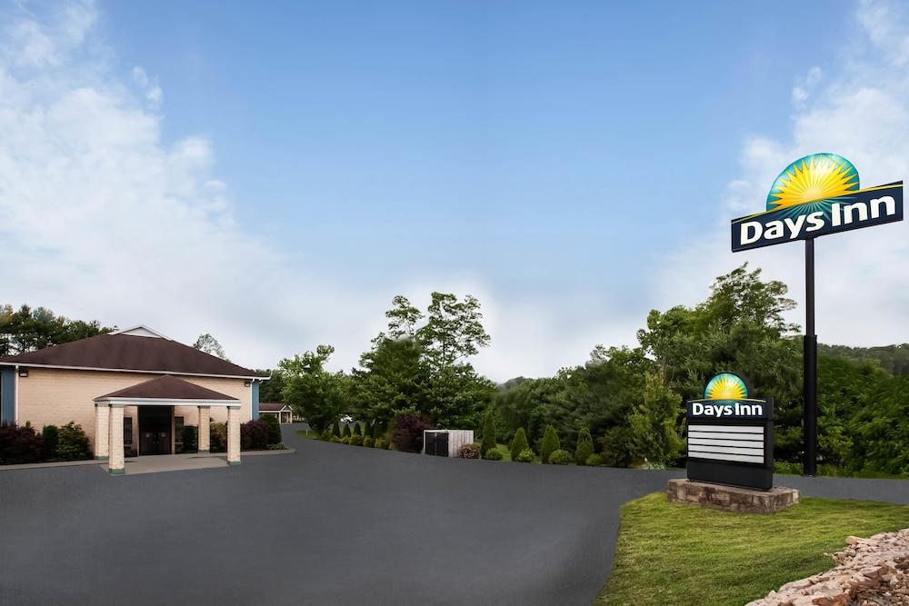 Days Inn By Wyndham Donegal Eksteriør billede